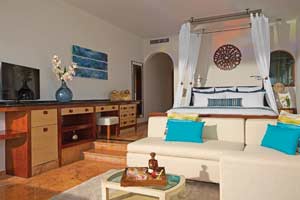 large one bed suite with small living area
Junior Suite Veranda Ocean Front + Junior Suite Ocean Front King at Zoëtry Villa Rolandi Isla Mujeres Cancun